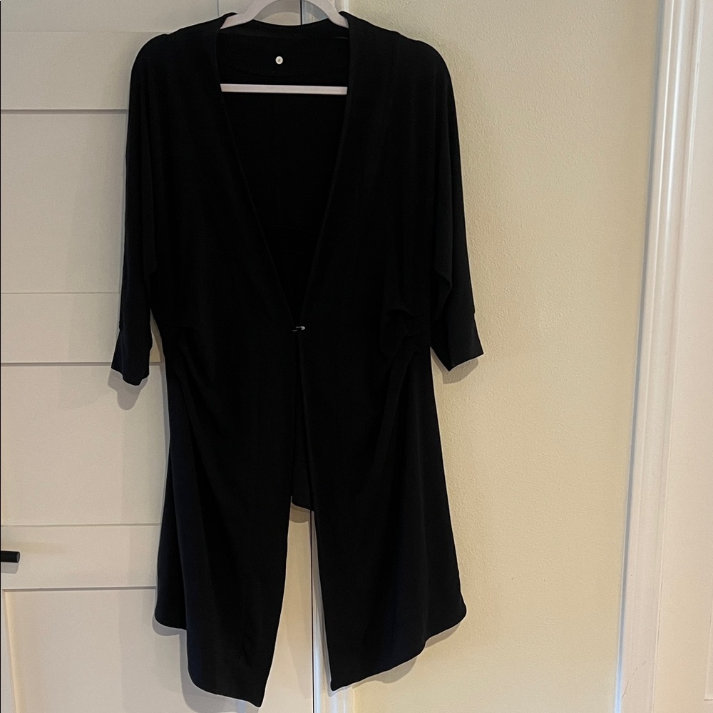 Lululemon Athletica Black Open Front Lightweight Cardigan Size 8 EUC